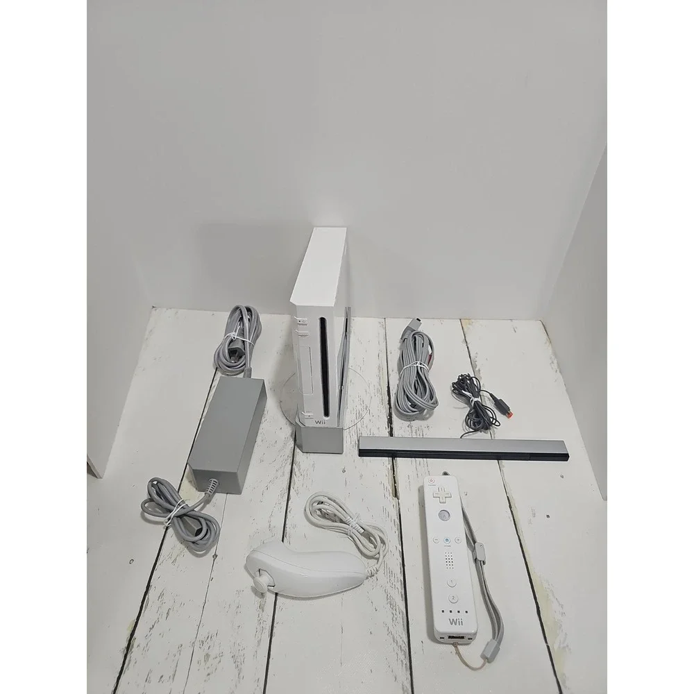 Nintendo Wii Console - White With 1 Controller
